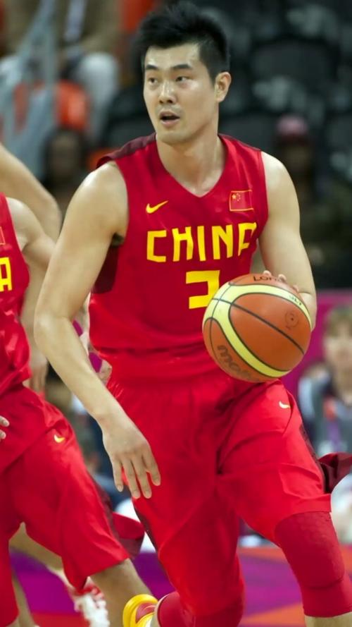 中国篮球第一后卫是谁